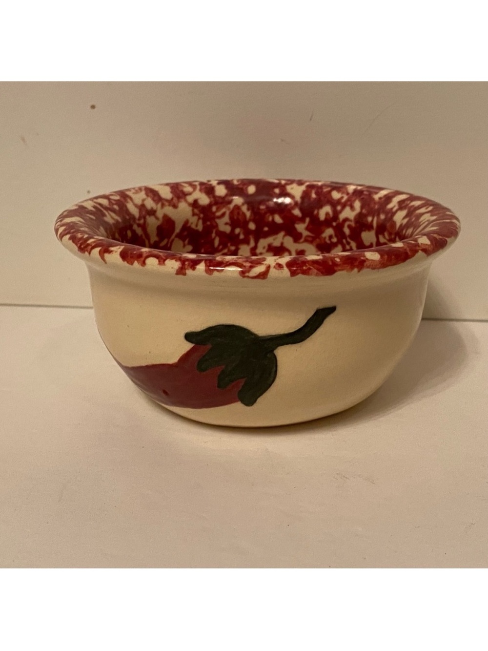 EAST TEXAS POTTERY BOWL RED CREAM SPONGE WARE HANDMADE HOME SERVE WARE DINING